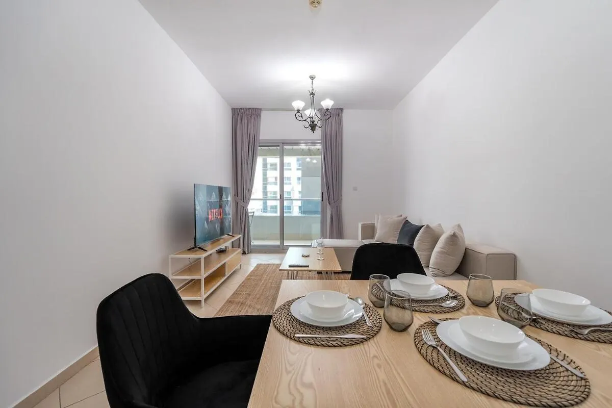 Apartment Close To Metro In Dubai Marina United Arab Emirates