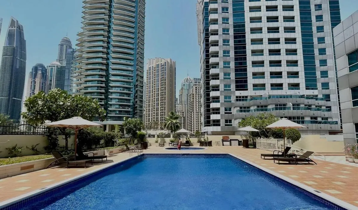 Apartment Close To Metro In Dubai Marina